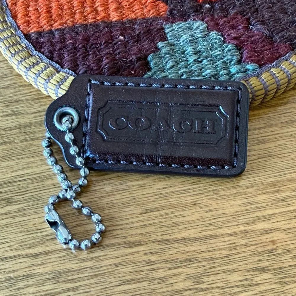 Coach tag